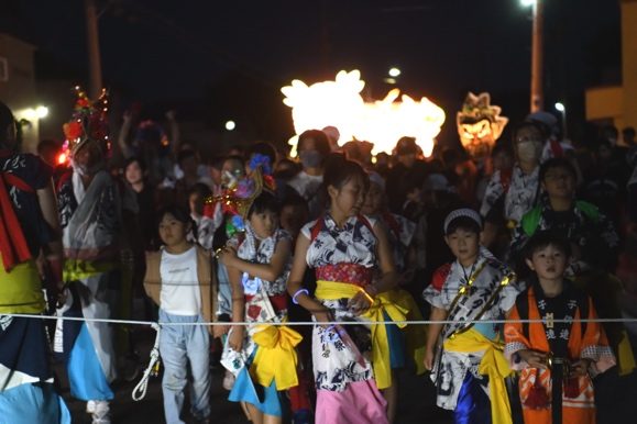 横内秋ねぶた運行