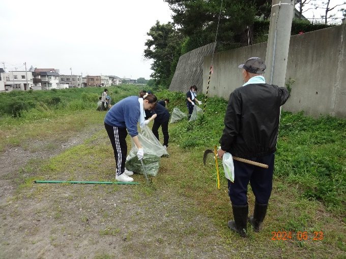 横内川の清掃