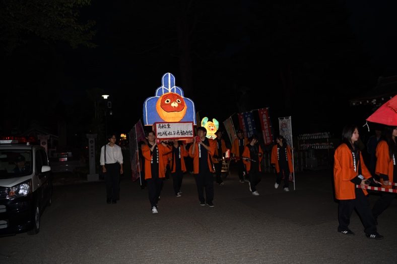 横内秋ねぶた運行